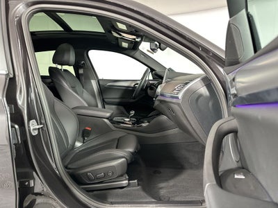 2025 BMW X4 xDrive30i