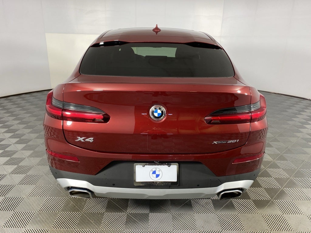 2023 BMW X4 xDrive30i
