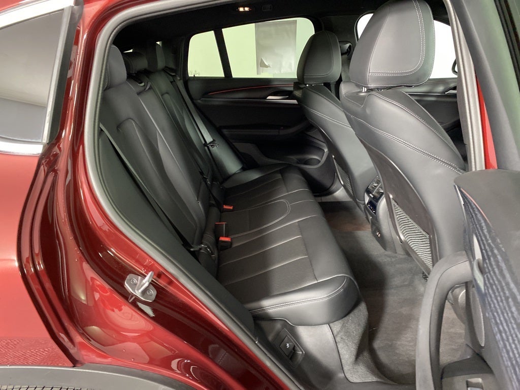 2023 BMW X4 xDrive30i