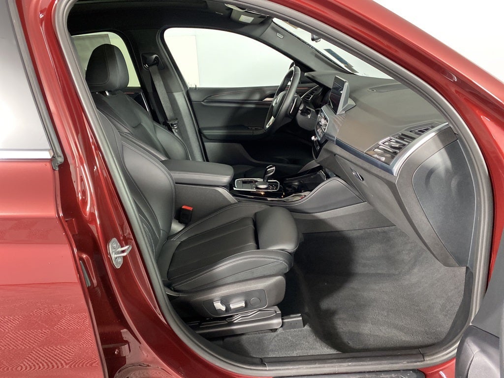 2023 BMW X4 xDrive30i