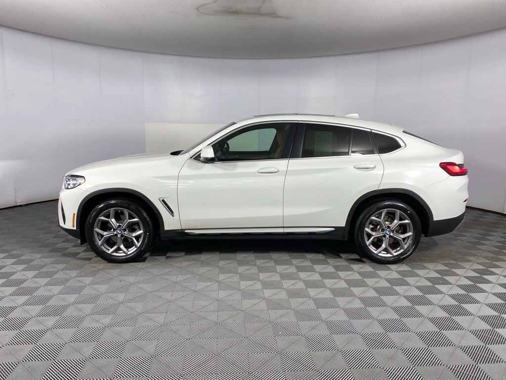 2023 BMW X4 xDrive30i