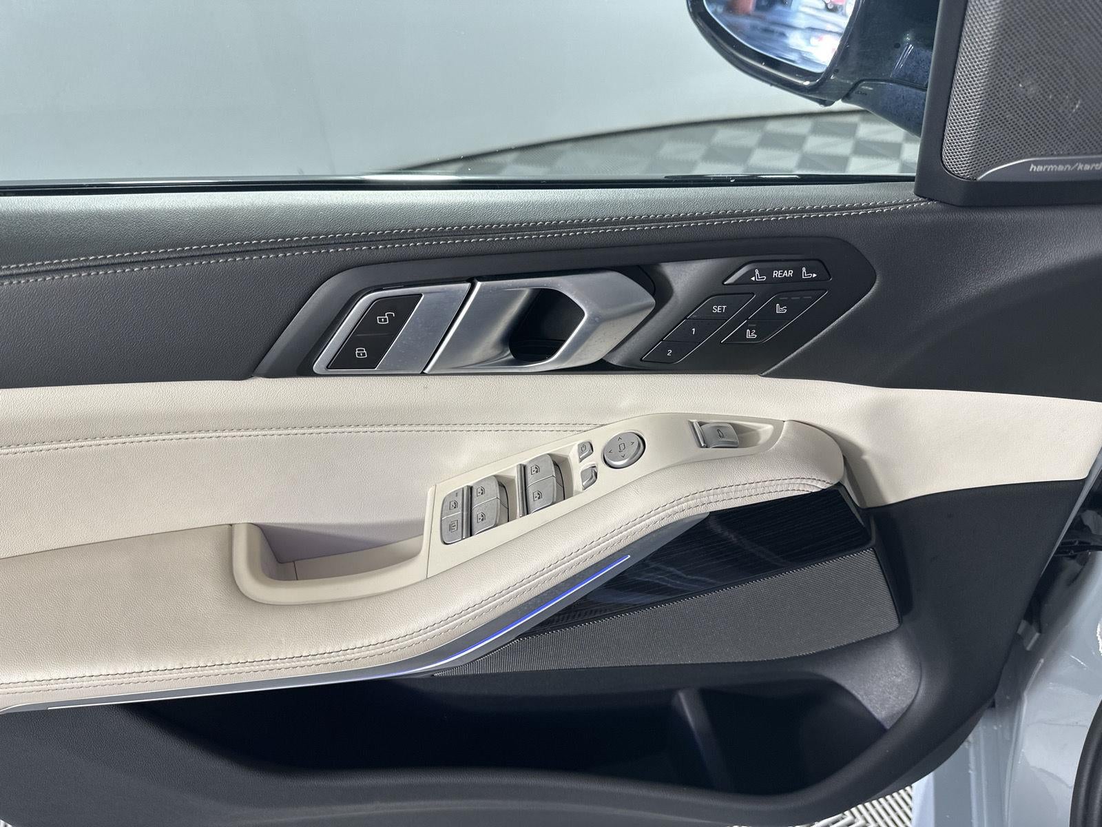 2024 BMW X7 M60i