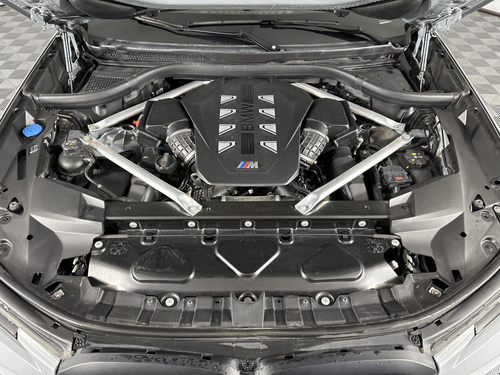 2024 BMW X7 M60i