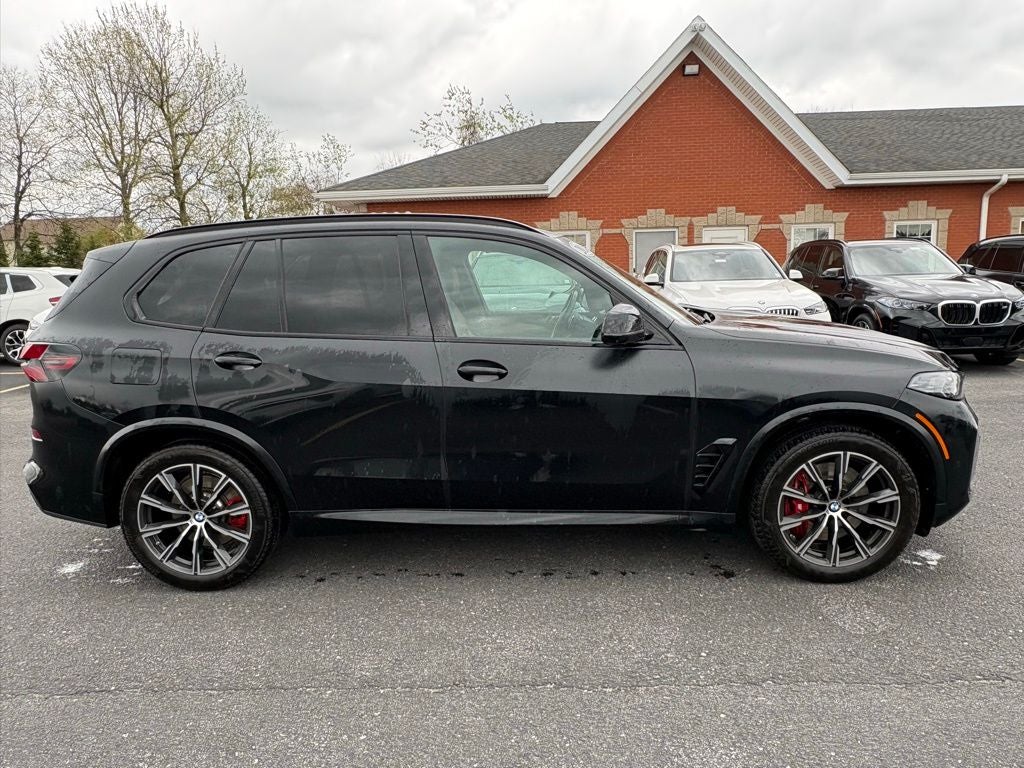2024 BMW X5 M60i