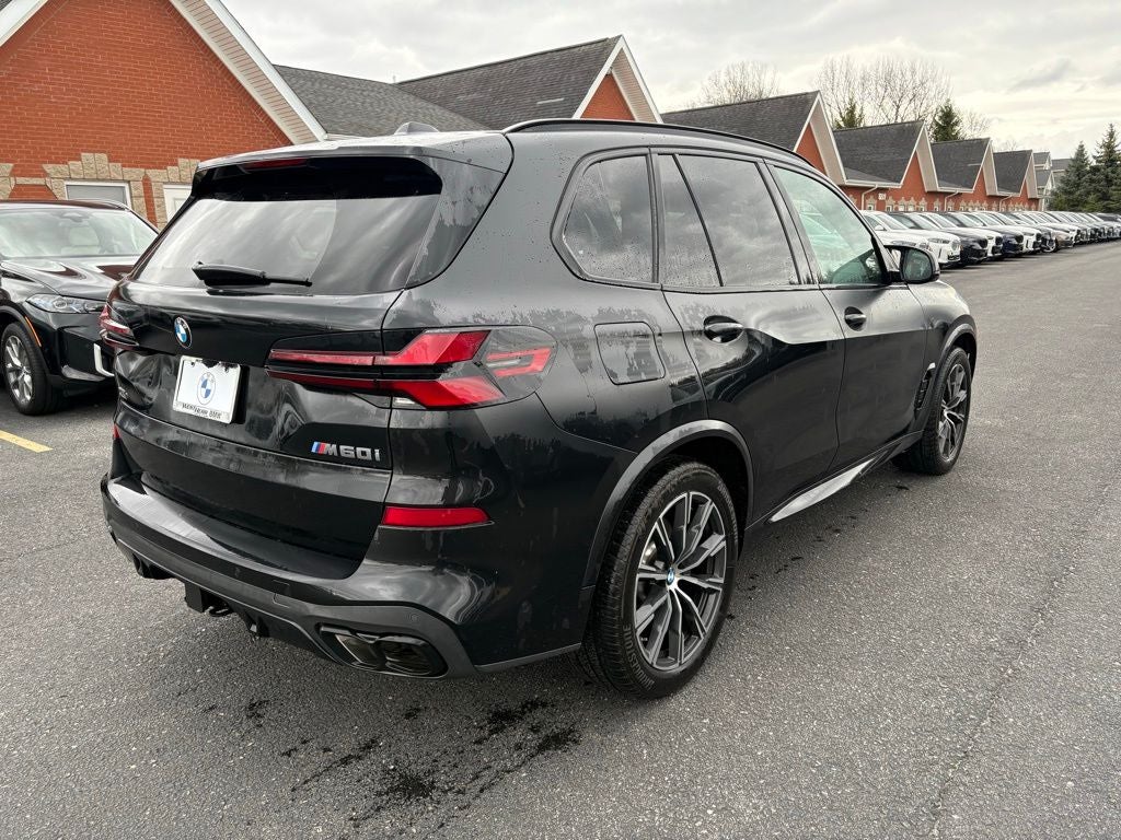 2024 BMW X5 M60i