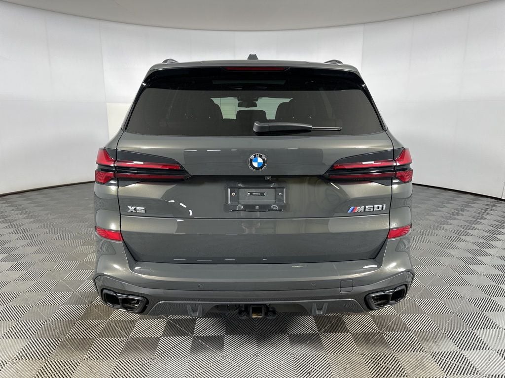 2024 BMW X5 M60i