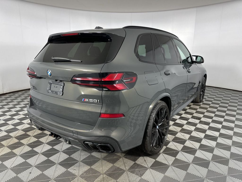 2024 BMW X5 M60i