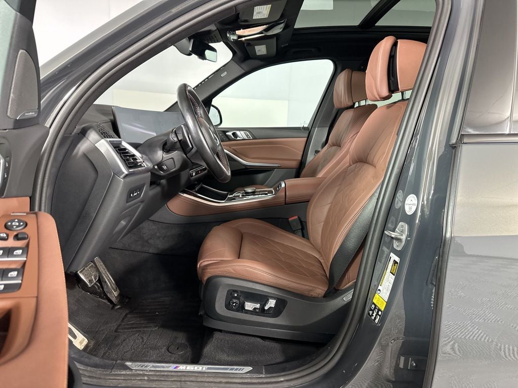 2024 BMW X5 M60i