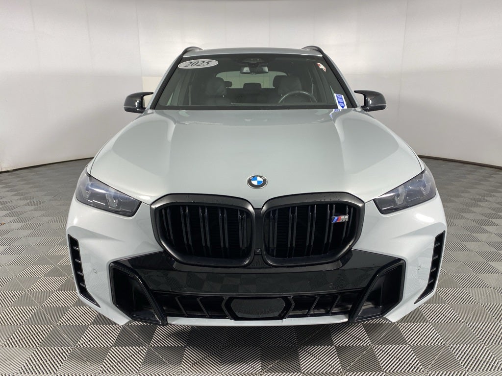 2025 BMW X5 M60i