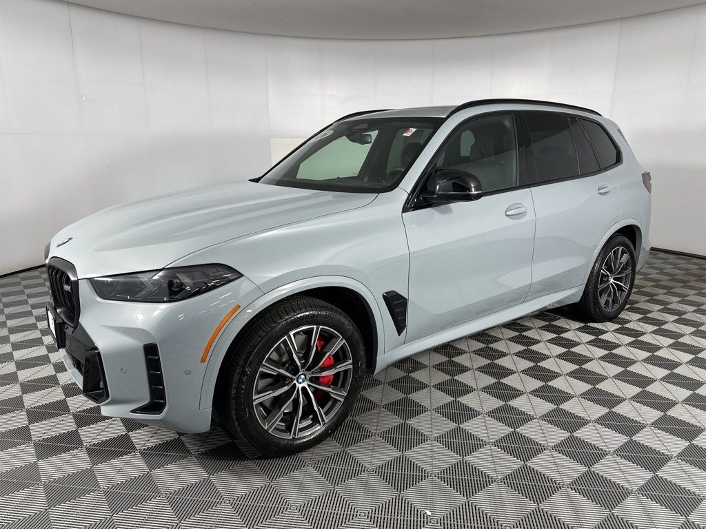 2026 BMW X5 M60i