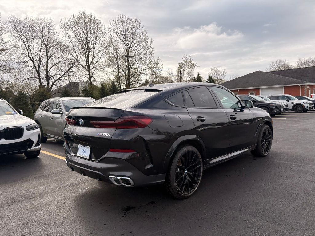 2025 BMW X6 M60i