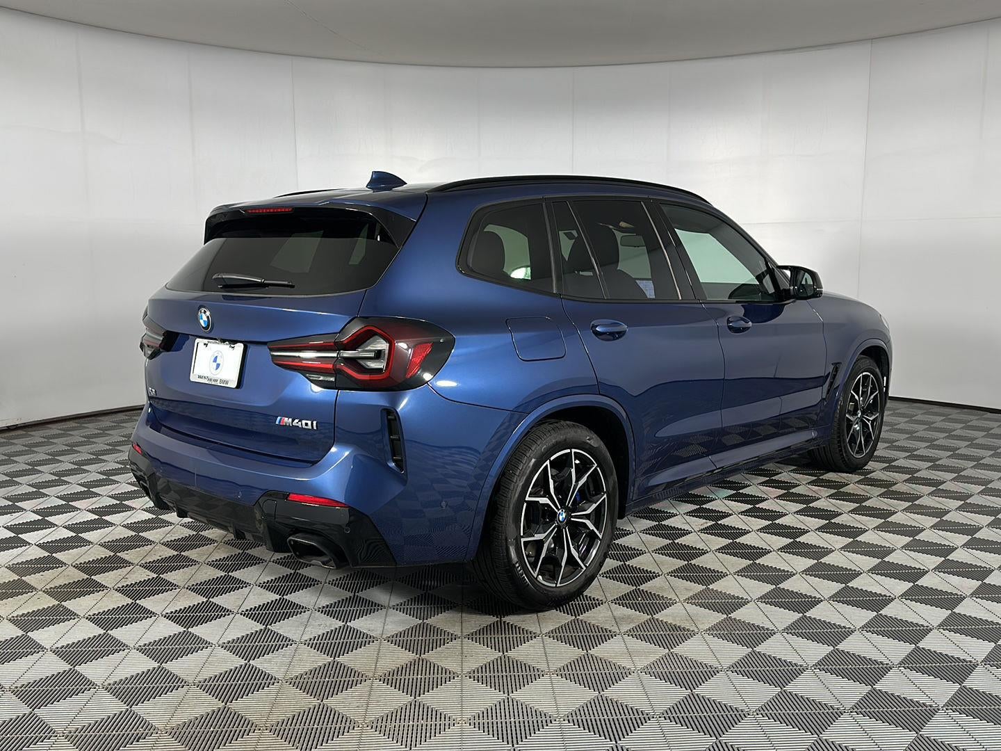 2023 BMW X3 M40i