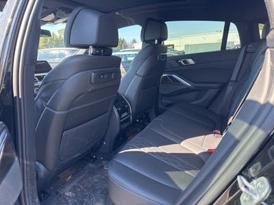 2023 BMW X6 xDrive40i