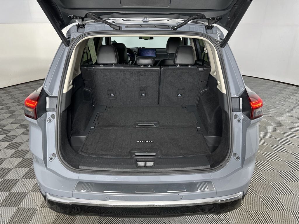 2025 Nissan Rogue Platinum