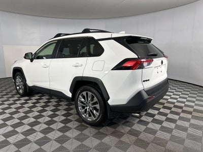 2020 Toyota RAV4 XLE Premium