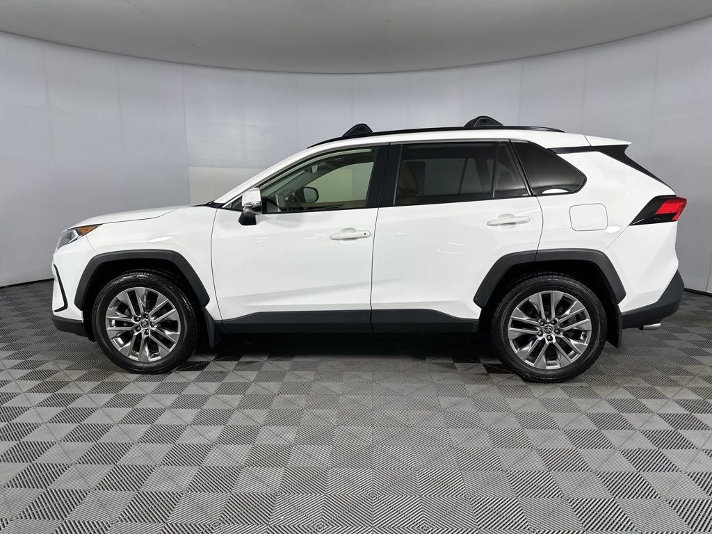 2020 Toyota RAV4 XLE Premium