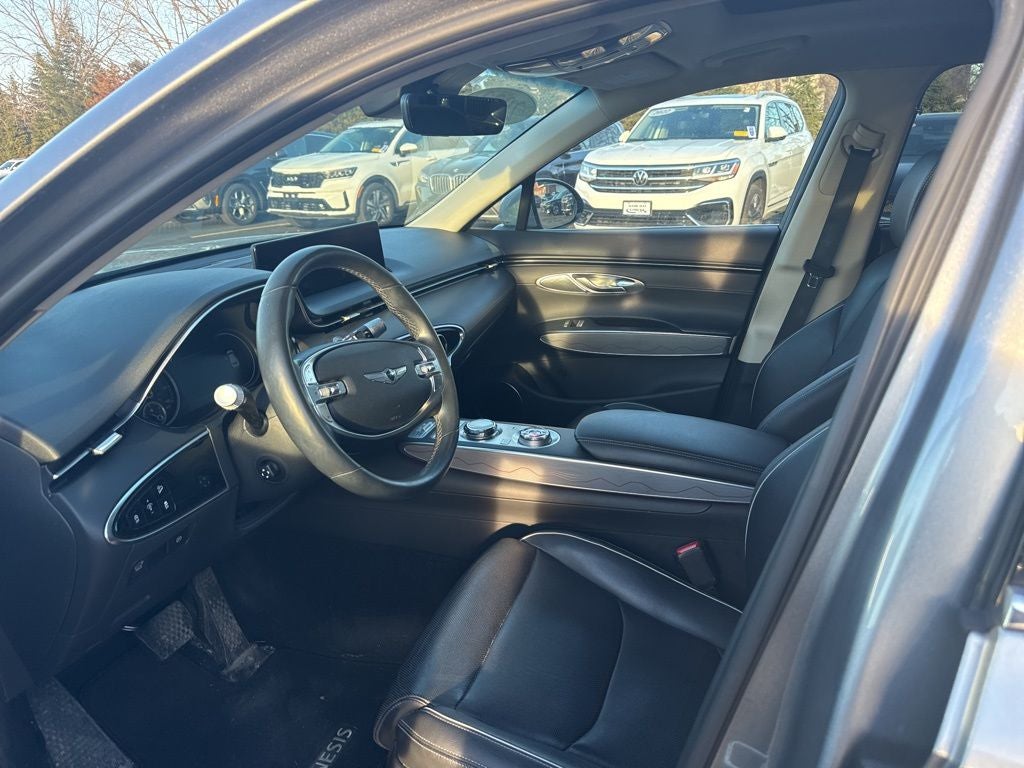 2022 Genesis GV70 2.5T