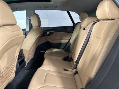2023 Audi Q8 55 Prestige quattro