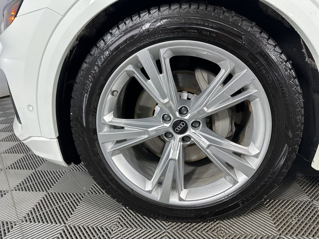 2023 Audi Q8 55 Prestige quattro