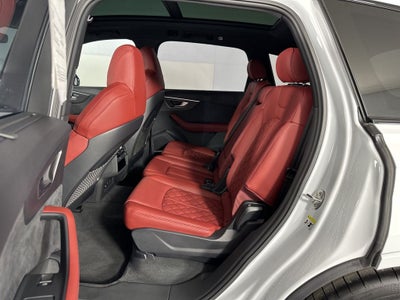 2025 Audi SQ7 Prestige quattro