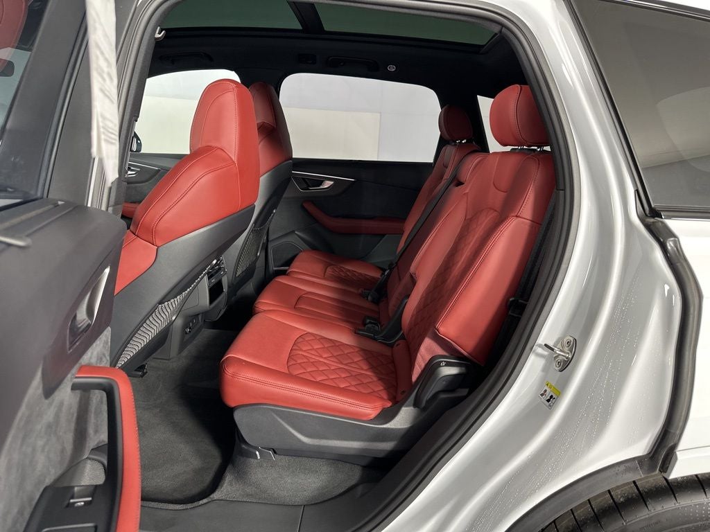 2025 Audi SQ7 Prestige quattro
