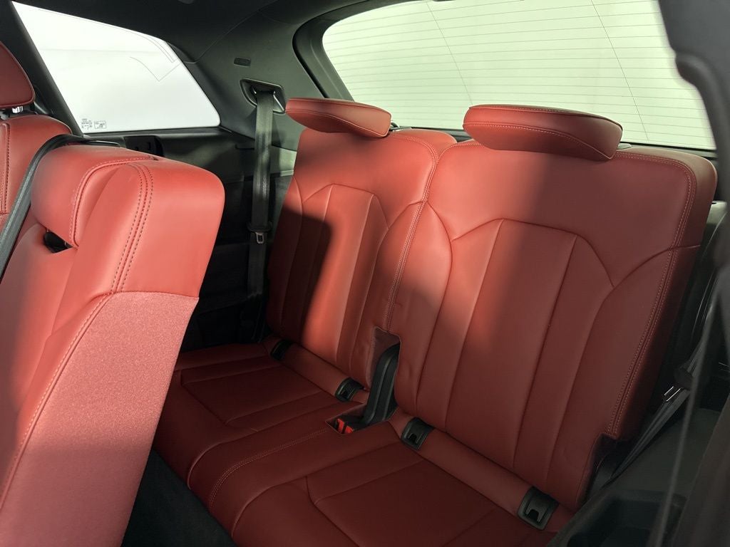 2025 Audi SQ7 Prestige quattro