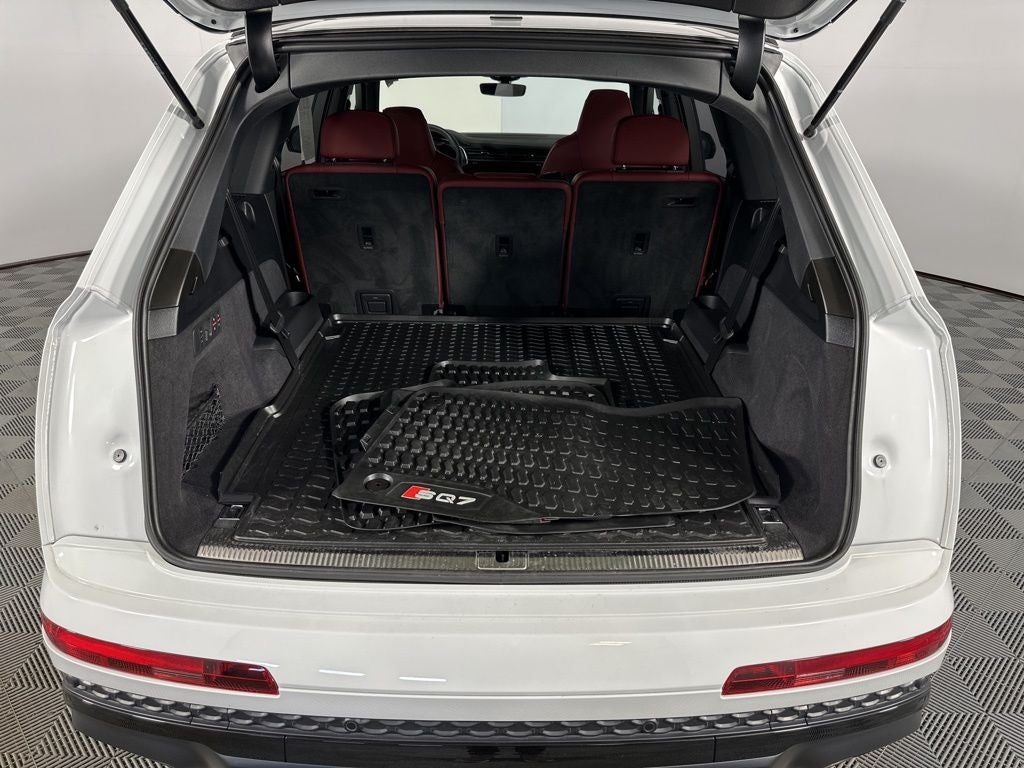 2025 Audi SQ7 Prestige quattro