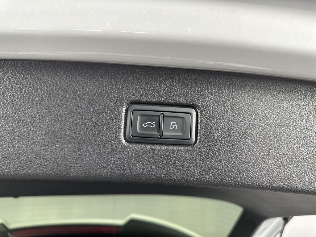 2025 Audi SQ7 Prestige quattro