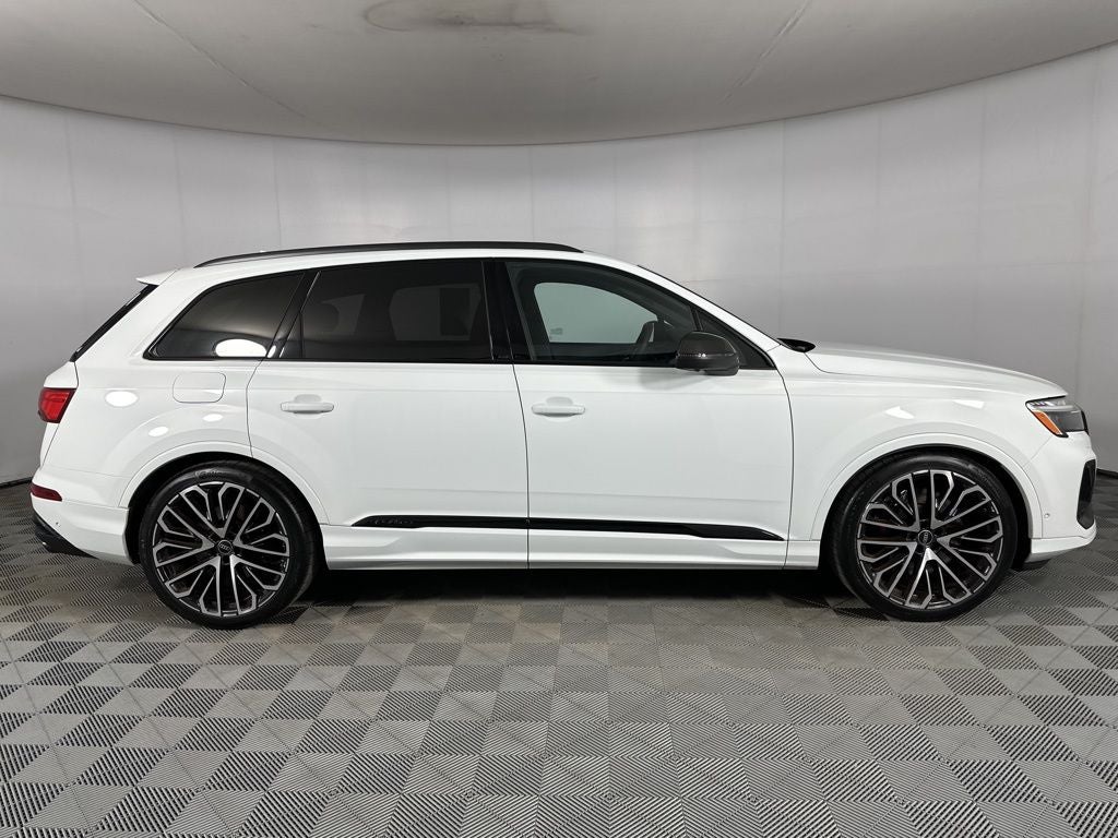 2025 Audi SQ7 Prestige quattro