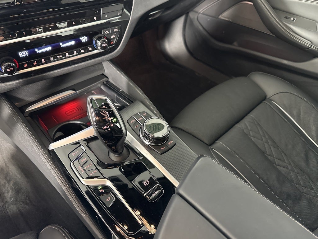 2023 BMW 5 Series M550i xDrive