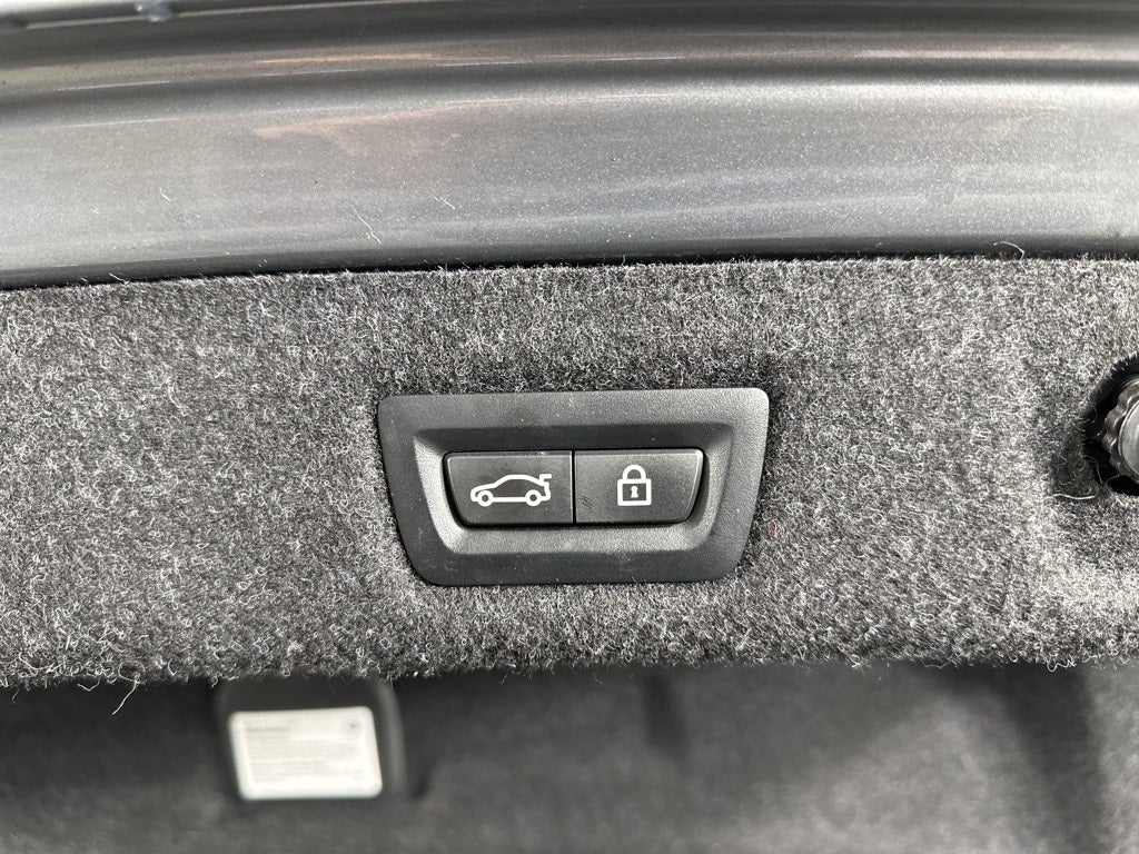 2023 BMW 5 Series M550i xDrive