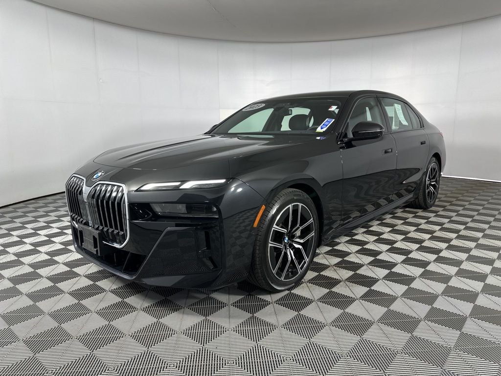 2023 BMW 7 Series 760i xDrive