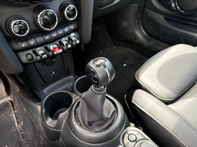 2024 MINI Cooper S Signature Hardtop 2 Door