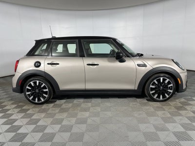 2022 MINI Cooper S Iconic