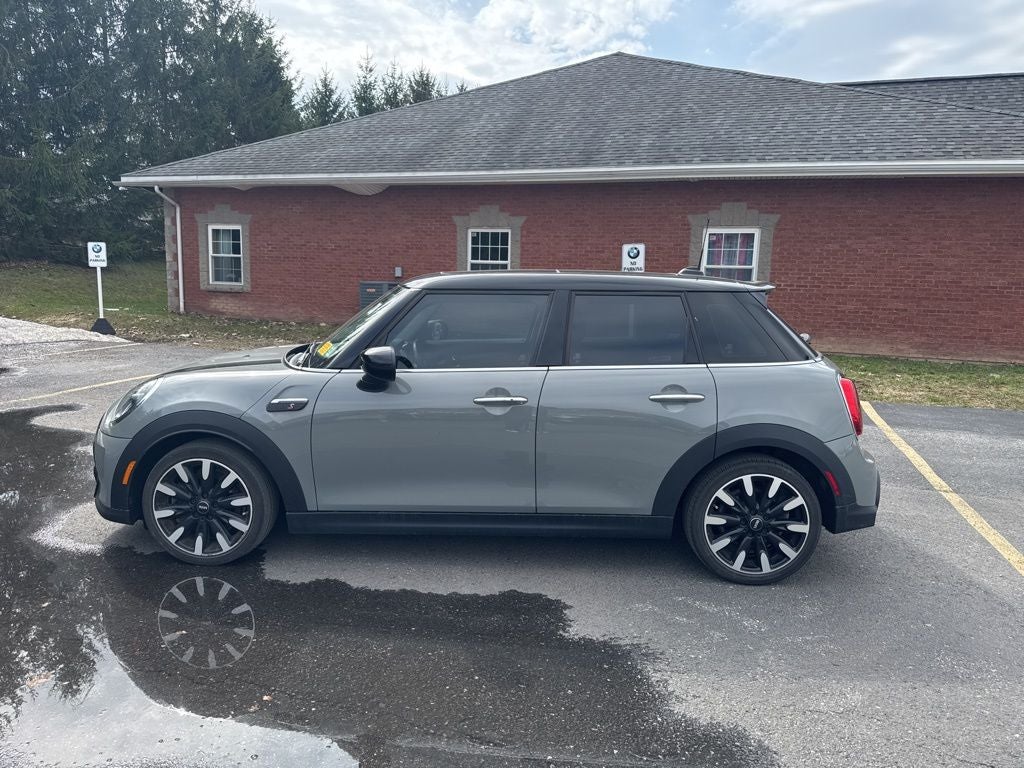 2023 MINI Cooper S Signature