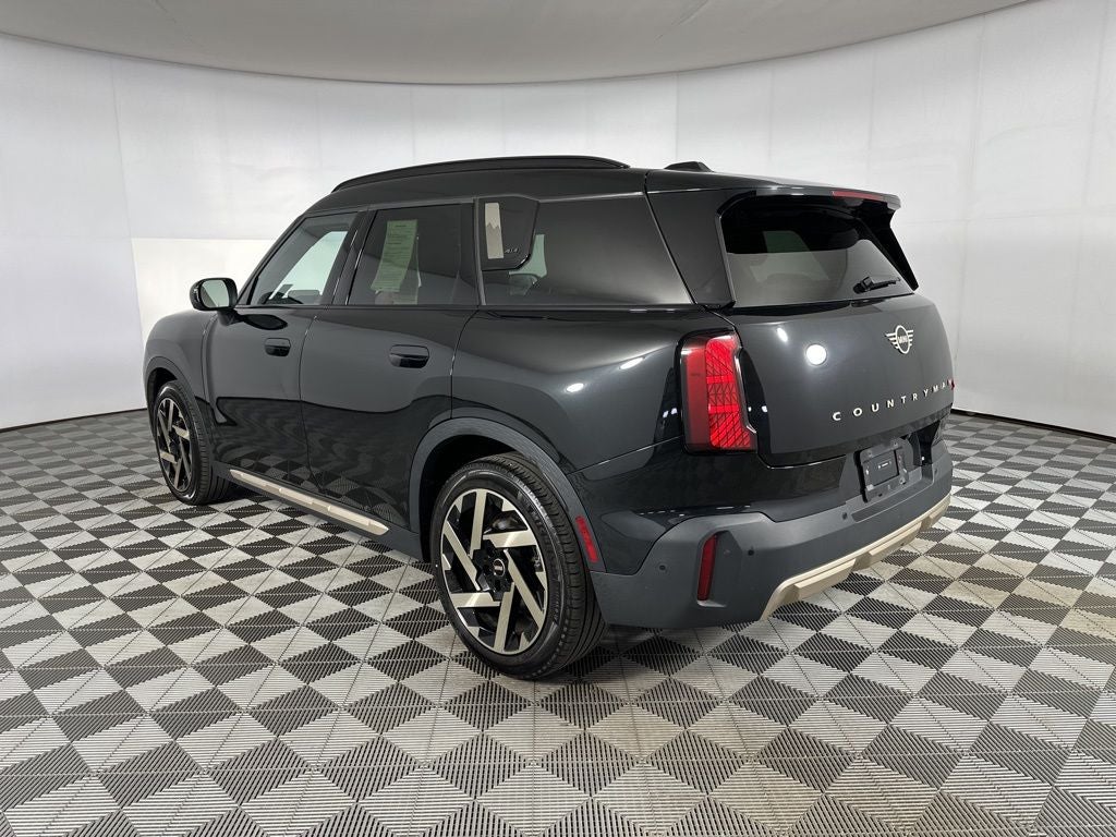2025 MINI Cooper S Countryman Iconic