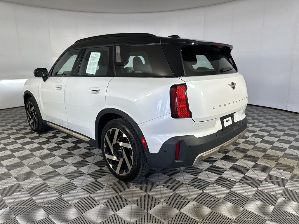 2025 MINI Cooper Countryman Signature Plus SE