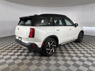2025 MINI Cooper Countryman Signature Plus SE