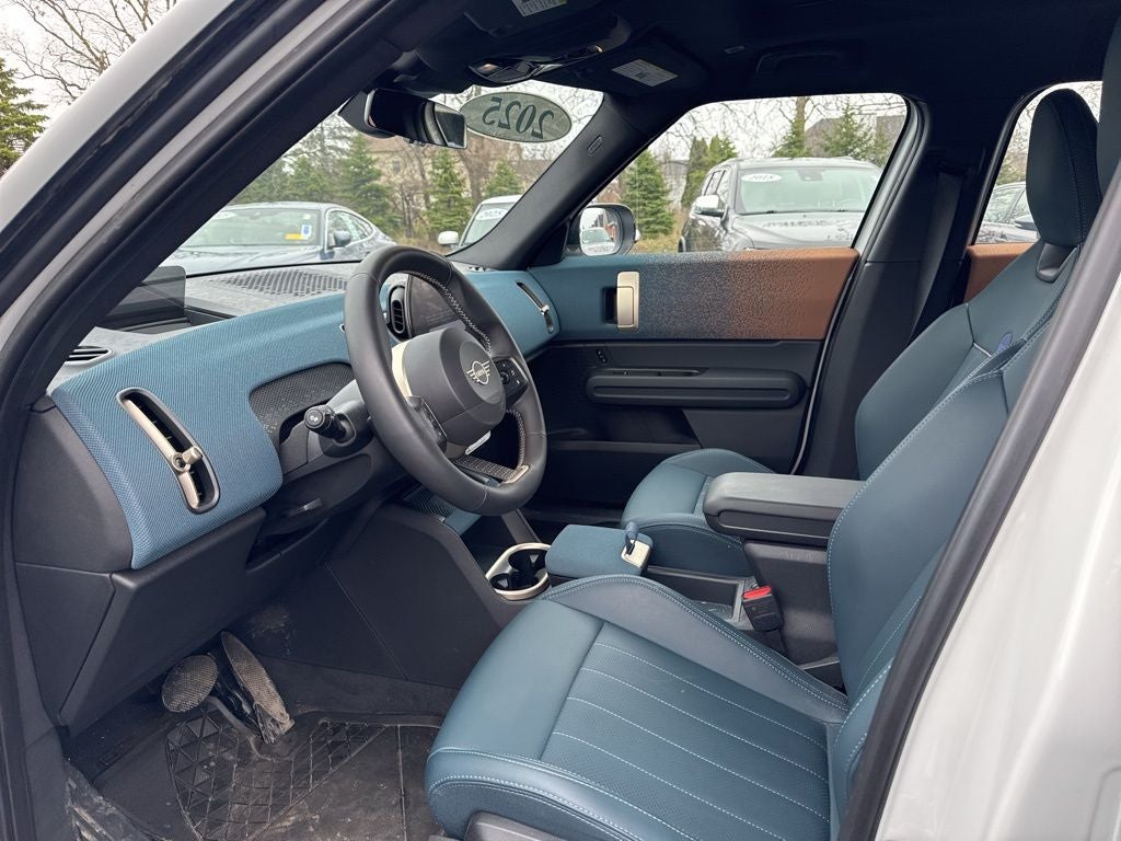2025 MINI Cooper Countryman SE Signature Plus
