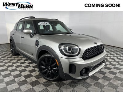 2024 MINI Cooper S Countryman Iconic