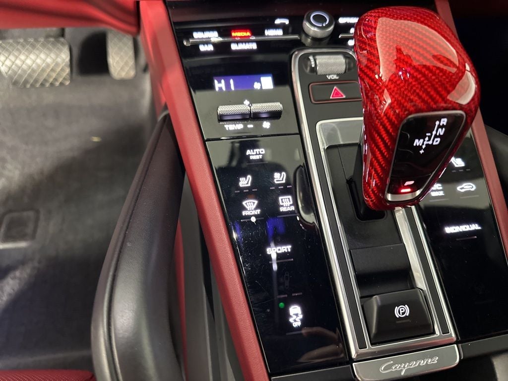 2021 Porsche Cayenne Base