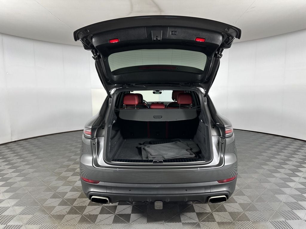 2021 Porsche Cayenne Base