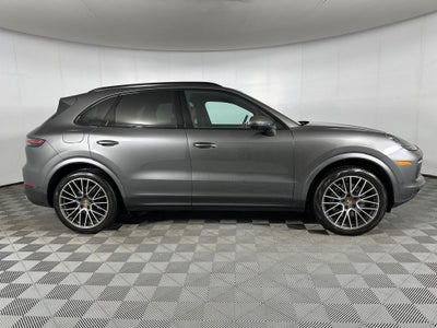 2021 Porsche Cayenne Base