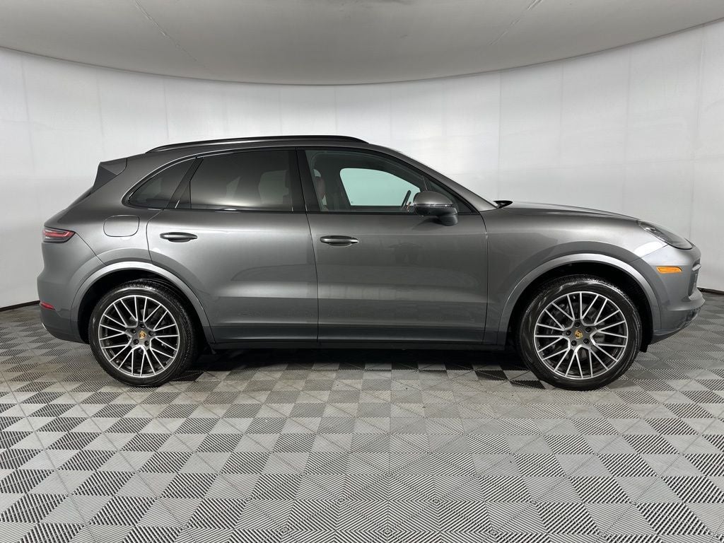2021 Porsche Cayenne Base