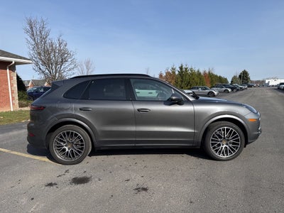 2021 Porsche Cayenne Base