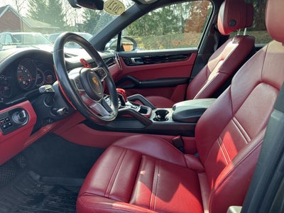 2021 Porsche Cayenne Base