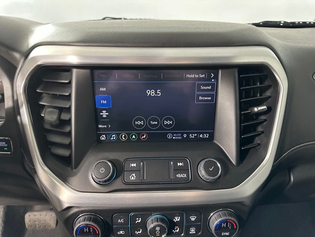 2023 GMC Acadia SLT
