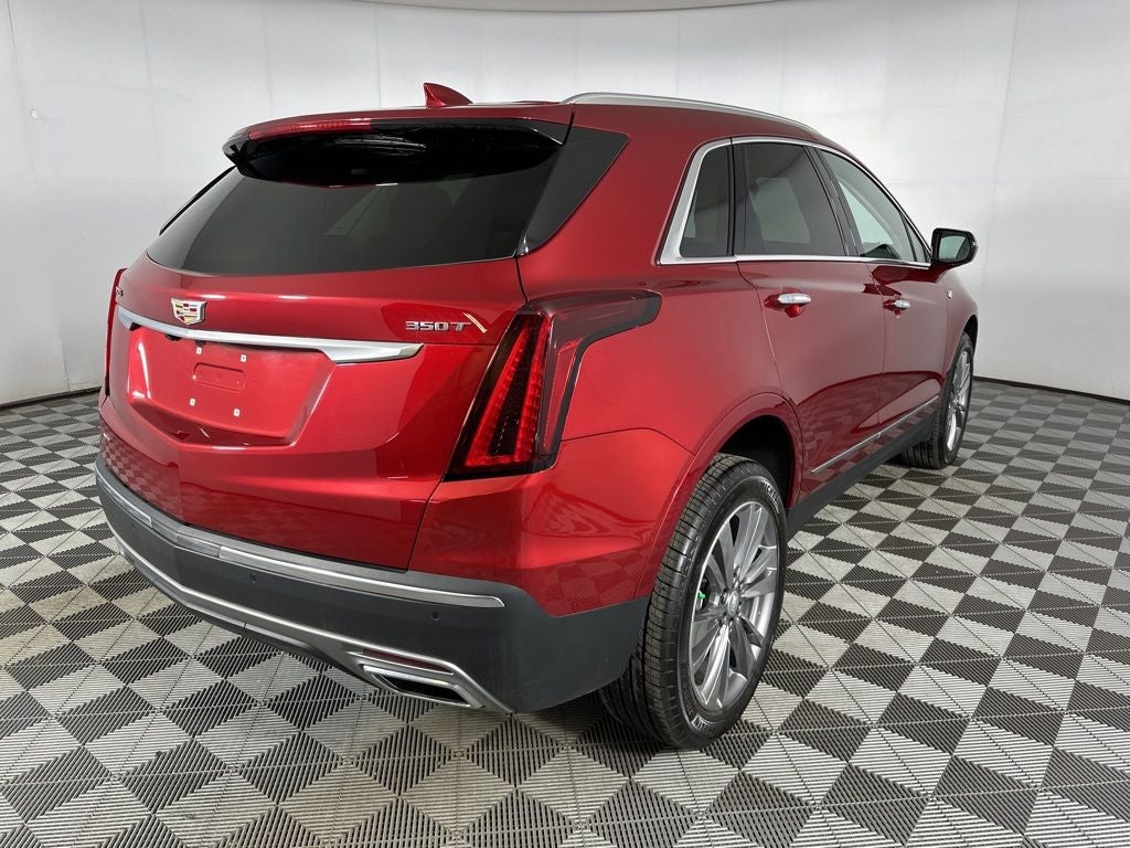 2025 Cadillac XT5 Premium Luxury