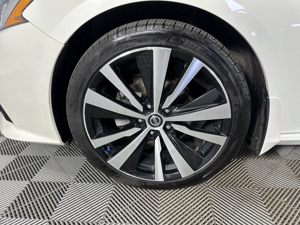2021 Nissan Altima 2.5 Platinum