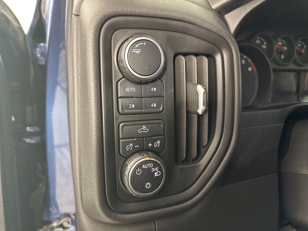 2020 Chevrolet Silverado 1500 Custom Trail Boss